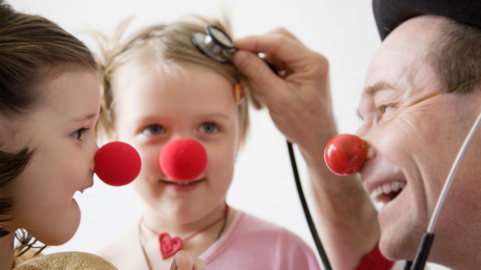 USC Medical Clown Program Healing With Smiles